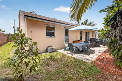 Exterior - 6312 Mullin St, Jupiter, FL 33458 photo 13 of 13