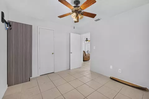 Bedroom - 6868 E Center St, Okeechobee, FL 34974 photo 5 of 7