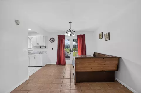 Dining - 6868 E Center St, Okeechobee, FL 34974 photo 1 of 2