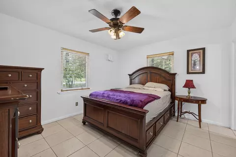 Bedroom - 6868 E Center St, Okeechobee, FL 34974 photo 1 of 7