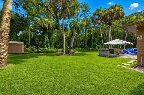 Exterior - 6868 E Center St, Okeechobee, FL 34974 photo 6 of 6