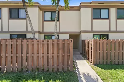 2975 NW 106th Ave #3, Sunrise, FL 33322