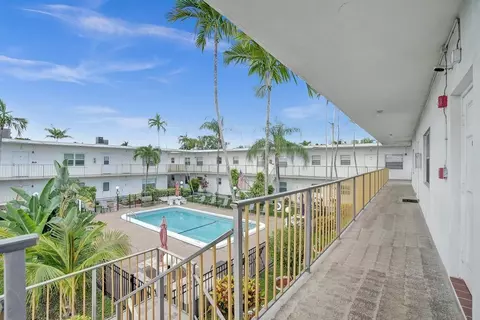 2240 Johnson St #212, Hollywood, FL 33020