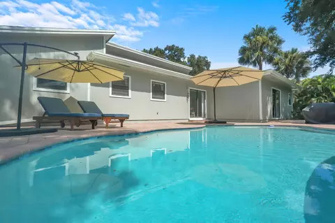 Exterior - 17644 Alexander Run, Jupiter, FL 33478 photo 2 of 21