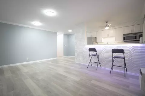 2621 Grant St #10A, Hollywood, FL 33020