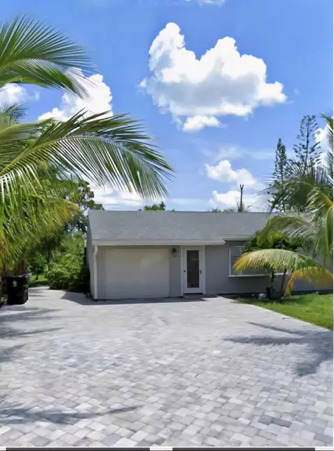1813 SE Balleto St, Port Saint Lucie, FL 34952