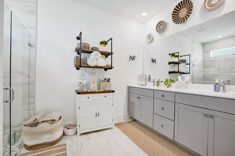 Bath - 6651 SE Park Trace Dr, Stuart, FL 34997 photo 1 of 3