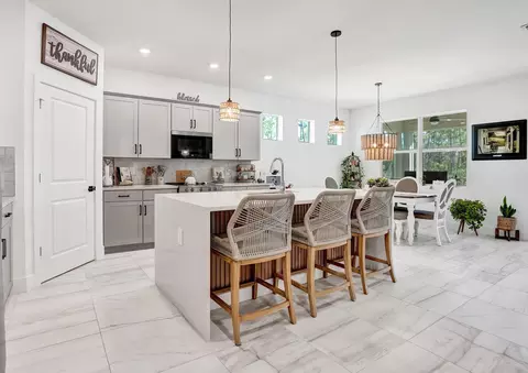 Kitchen - 6651 SE Park Trace Dr, Stuart, FL 34997 photo 2 of 6