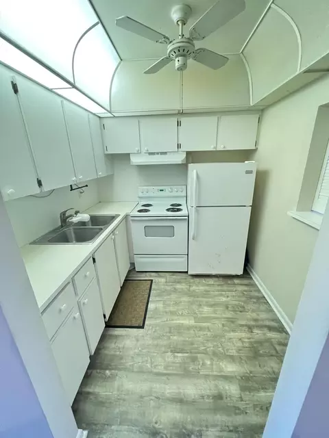 31 Norwich B #31, West Palm Beach, FL 33417