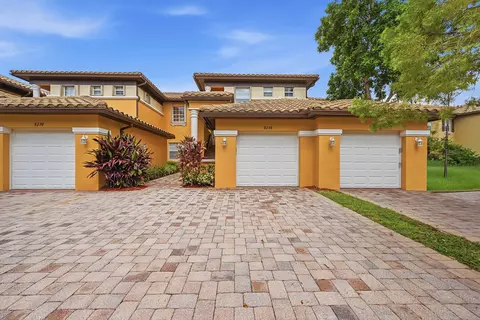 8288 NW 128th Ln #38-F, Parkland, FL 33076