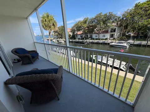 120 Lehane Ter #206, North Palm Beach, FL 33408