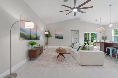8226 104th Ct, Vero Beach, FL 32967