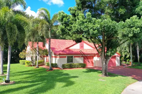 7942 Lexington Club Blvd, Delray Beach, FL 33446