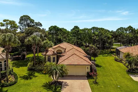 7726 Greenbrier Cir, Port Saint Lucie, FL 34986