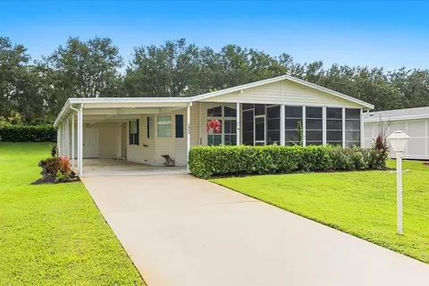 2820 Hook Ct, Port Saint Lucie, FL 34952