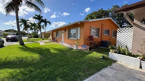 4511 NW 45th Ct, Tamarac, FL 33319