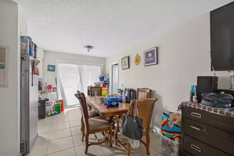 Dining - 710 Oklawaha St, Jupiter, FL 33458 photo 1 of 2