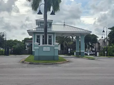 5217 NW 18th St #3D, Lauderhill, FL 33313