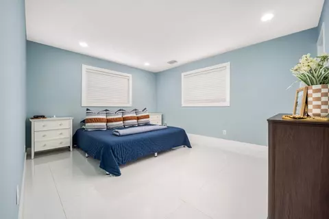 Bedroom - 2184 SE Washington St N, Stuart, FL 34997 photo 1 of 4