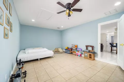 Bedroom - 2184 SE Washington St N, Stuart, FL 34997 photo 4 of 4