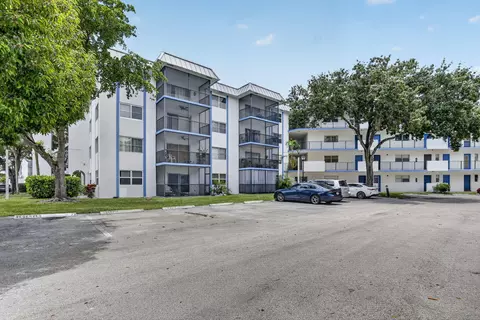6001 N Falls Circle Dr #306, Lauderhill, FL 33319