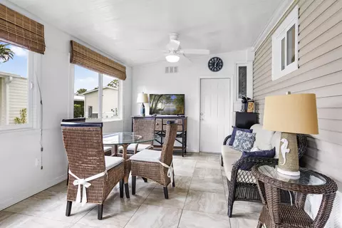 14010 Kingston Bay, Boynton Beach, FL 33436