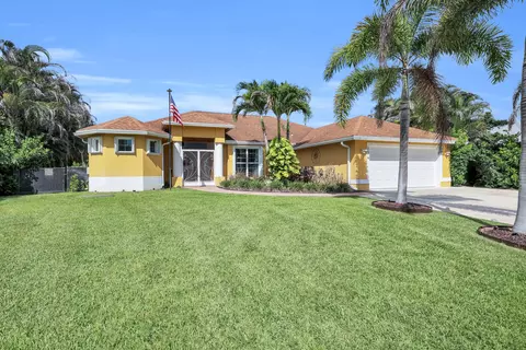 134 SW Pilsner Cir, Port Saint Lucie, FL 34953