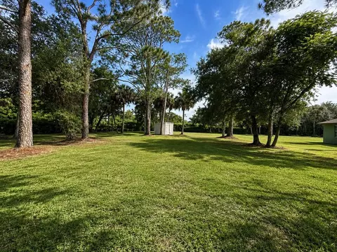 Exterior - 2054 NW 128th Ave, Okeechobee, FL 34972 photo 3 of 5