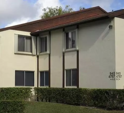 4787 Sable Pine Cir #D2, West Palm Beach, FL 33417