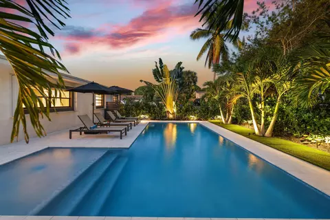 230 Seacrest Ln, Delray Beach, FL 33444