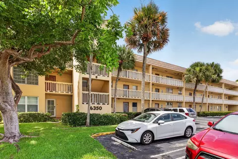 6350 NW 62nd St #201, Tamarac, FL 33319