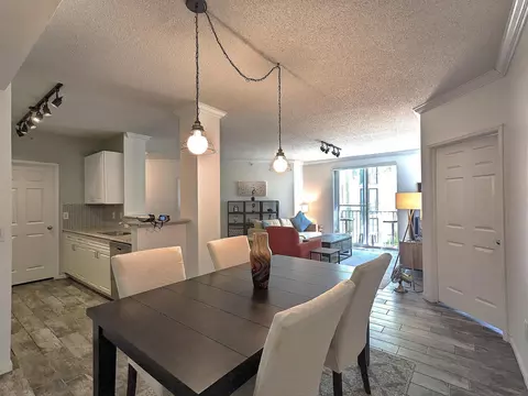 630 S Sapodilla Ave #308, West Palm Beach, FL 33401