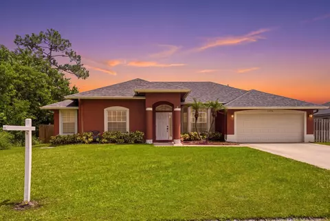 1526 SW Mullinax Ave, Port Saint Lucie, FL 34953