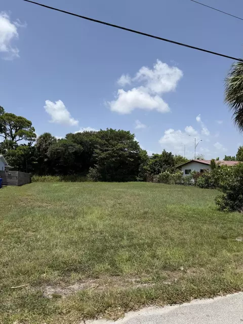 443 SW 20th Ave, Fort Lauderdale, FL 33312