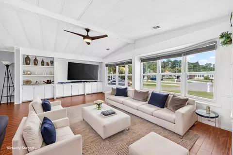 Living - 655 W Marlin Cir, Micco, FL 32976 photo 2 of 8