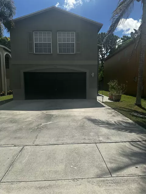 4140 Pine Hollow Cir, Greenacres, FL 33463
