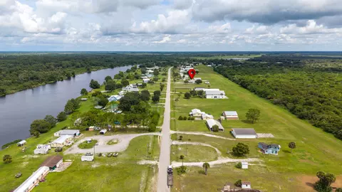 View/Area - 19695 NW 80th Dr, Okeechobee, FL 34972 photo 10 of 11