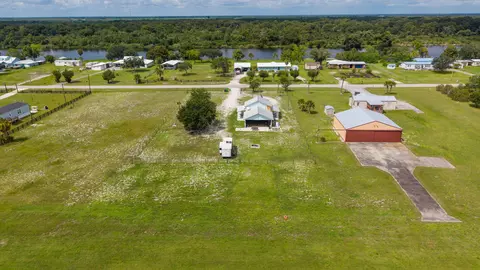 View/Area - 19695 NW 80th Dr, Okeechobee, FL 34972 photo 6 of 11