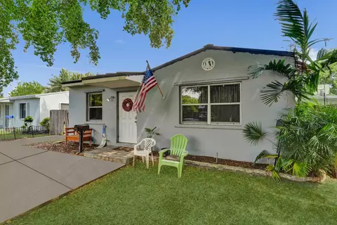 2815 Adams St, Hollywood, FL 33020