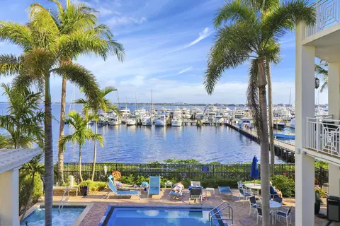 View/Area - 815 NW Flagler Ave #201, Stuart, FL 34994 photo 3 of 10