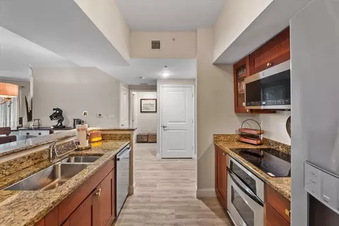 Kitchen - 815 NW Flagler Ave #201, Stuart, FL 34994 photo 4 of 4