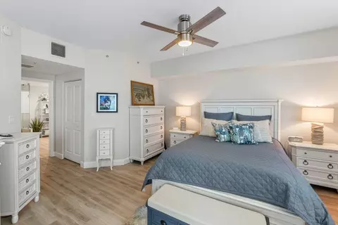 Bedroom - 815 NW Flagler Ave #201, Stuart, FL 34994 photo 4 of 6
