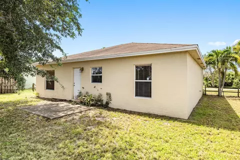 913 SE Forrest Park Dr, Stuart, FL 34994 photo 22