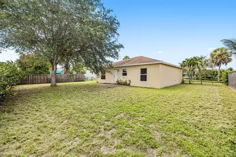 913 SE Forrest Park Dr, Stuart, FL 34994 photo 24