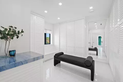 206 Phipps Plz, Palm Beach, FL 33480 photo 24