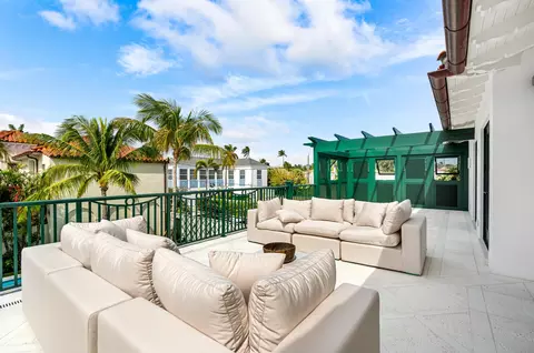 206 Phipps Plz, Palm Beach, FL 33480 photo 25