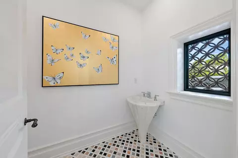 206 Phipps Plz, Palm Beach, FL 33480 photo 12