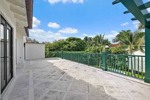 206 Phipps Plz, Palm Beach, FL 33480 photo 26