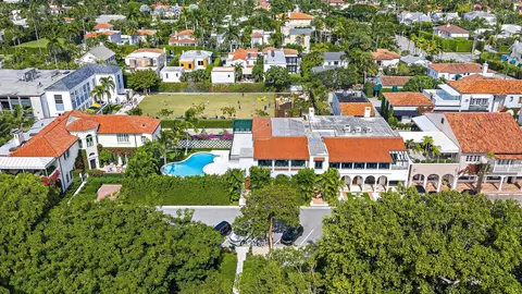 206 Phipps Plz, Palm Beach, FL 33480 photo 36