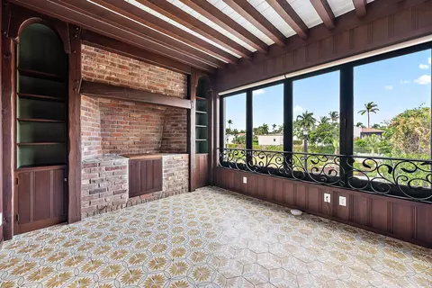 206 Phipps Plz, Palm Beach, FL 33480 photo 30